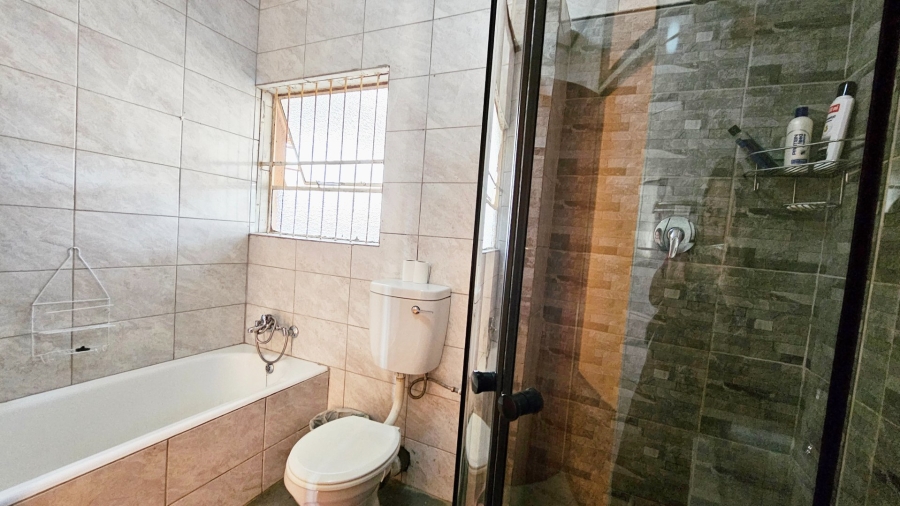4 Bedroom Property for Sale in Sasolburg Ext 11 Free State